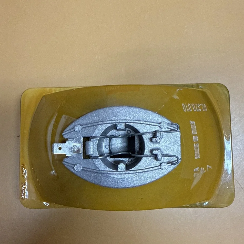 Lucas Glass Lens for Square 8 Driving Lamps Fog Lights One Pair Of Lens NOS